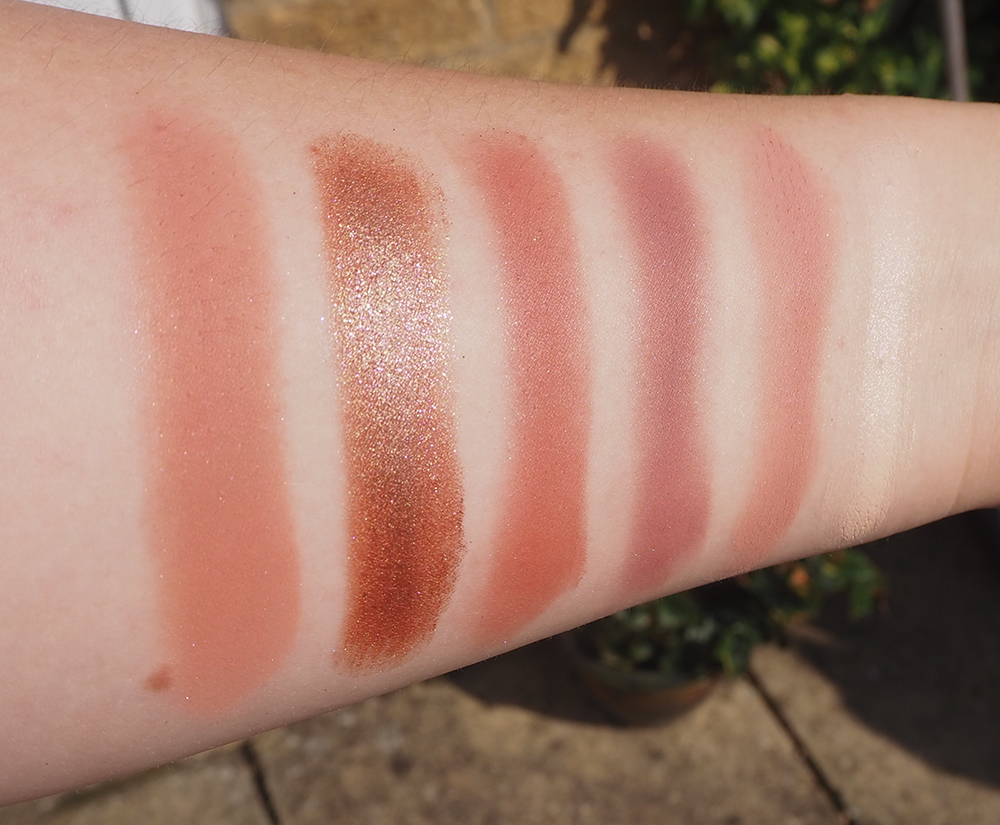 Huda Beauty The New Nude Palette swatches image