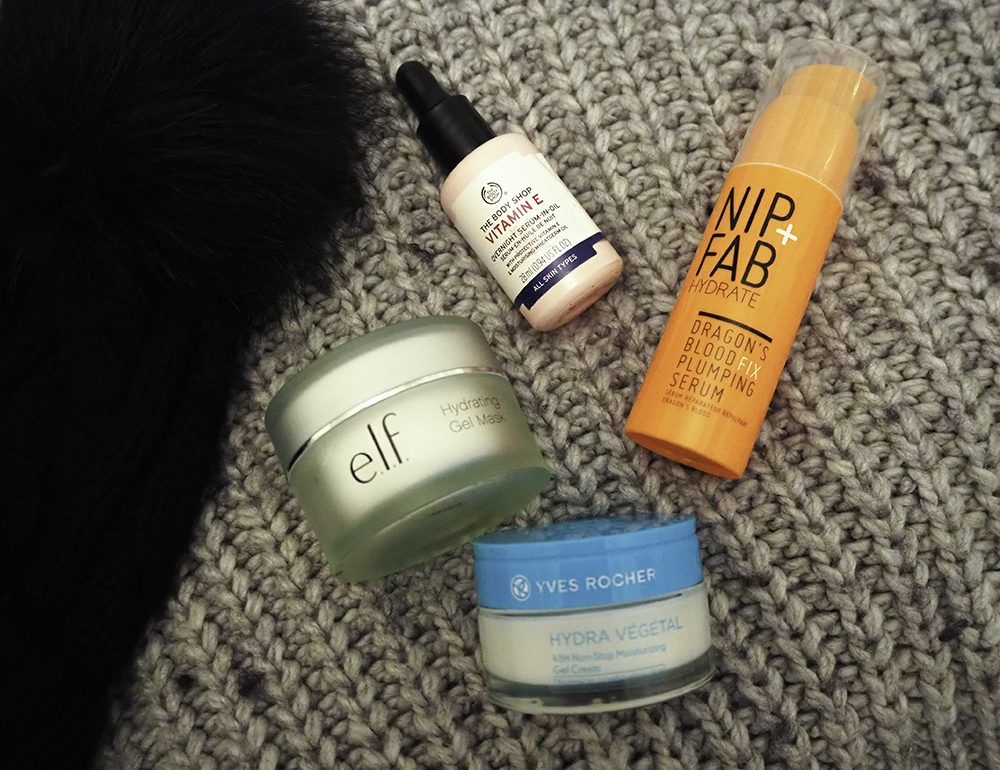 winter skincare routine image