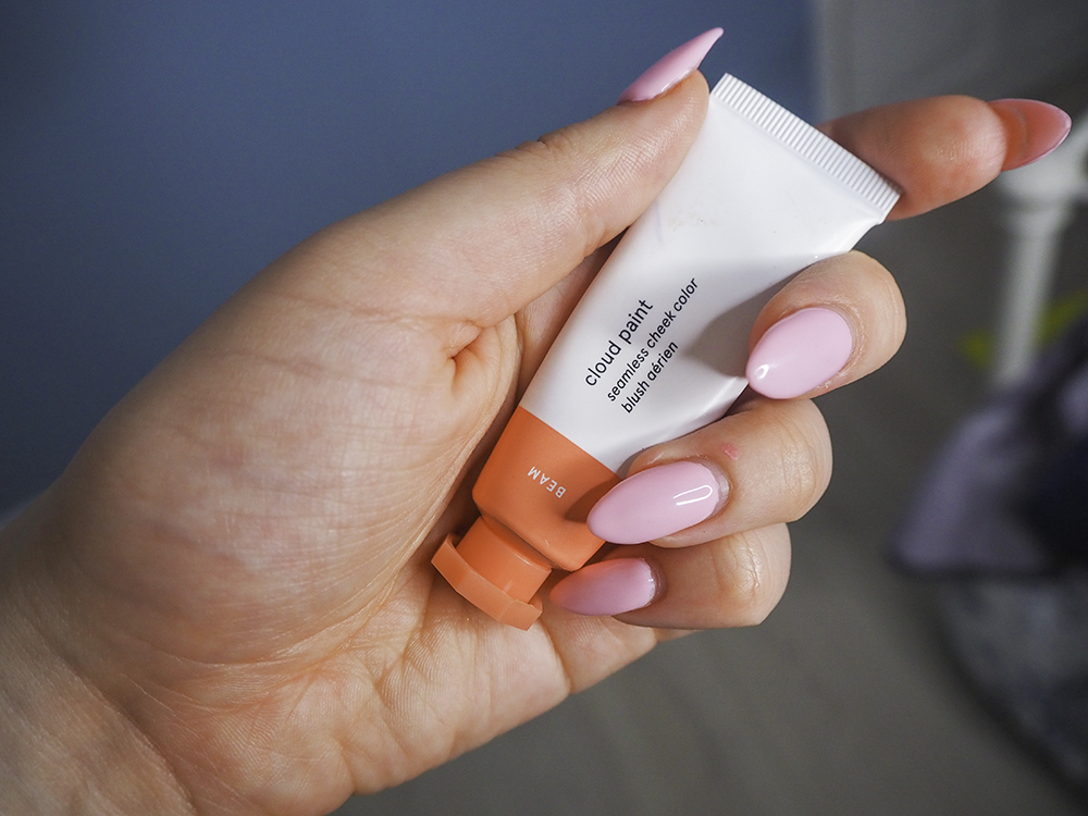 Glossier Cloud Paint in Beam