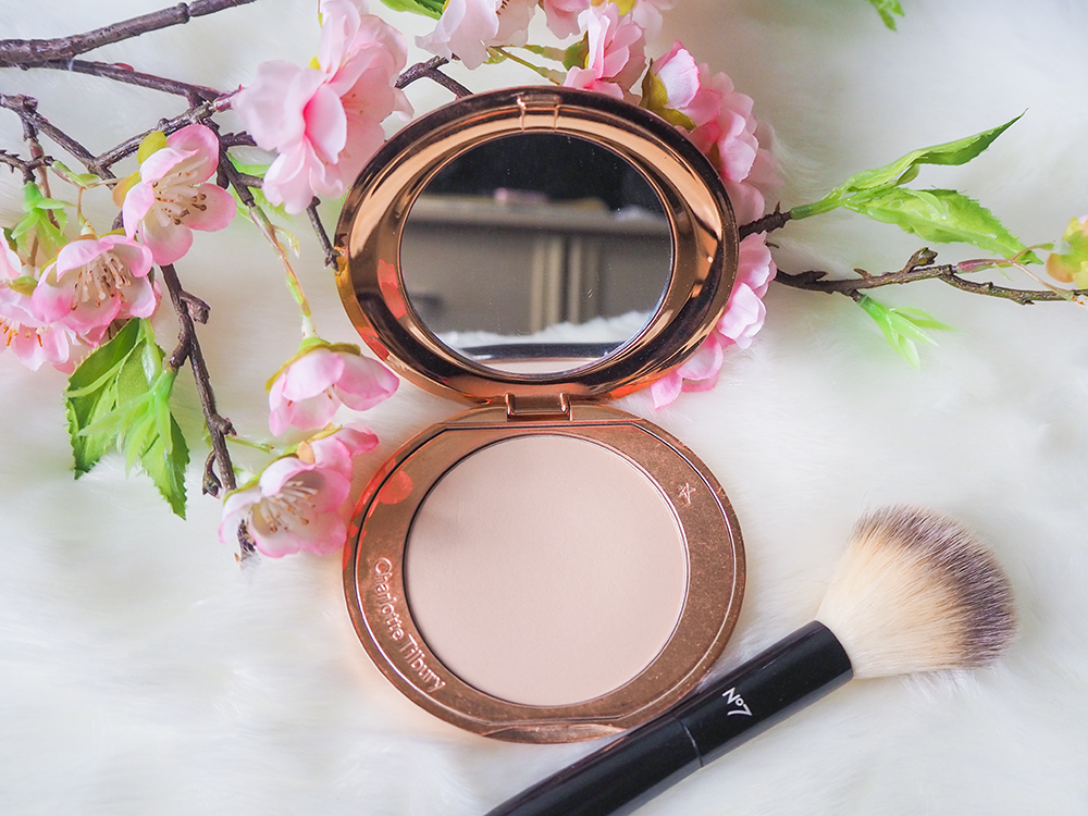 Charlotte Tilbury Medium (2) Airbrush Flawless Finish Pressed Powder Review  & Swatches