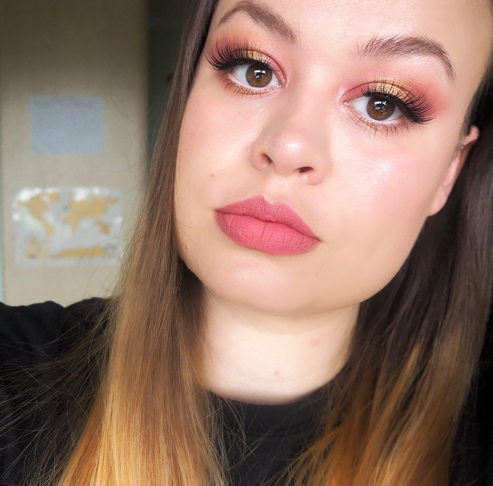 Pat McGrath Rose Decadence Eyeshadow Palette review - A Woman's Confidence