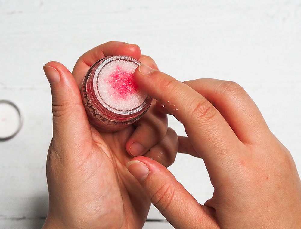 Candy cane lip scrub image