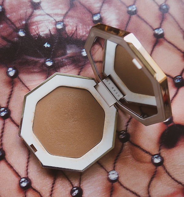 Fenty Beauty Cheeks Out Freestyle Cream Bronzer image