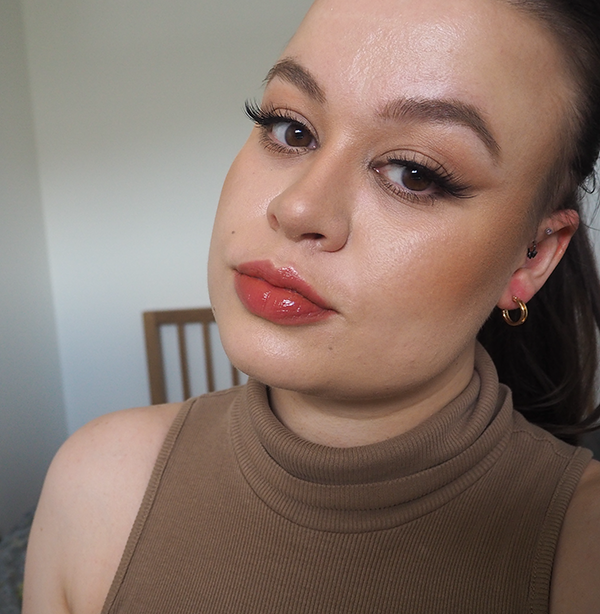 Charlotte Bronze Glow review - A Woman's Confidence