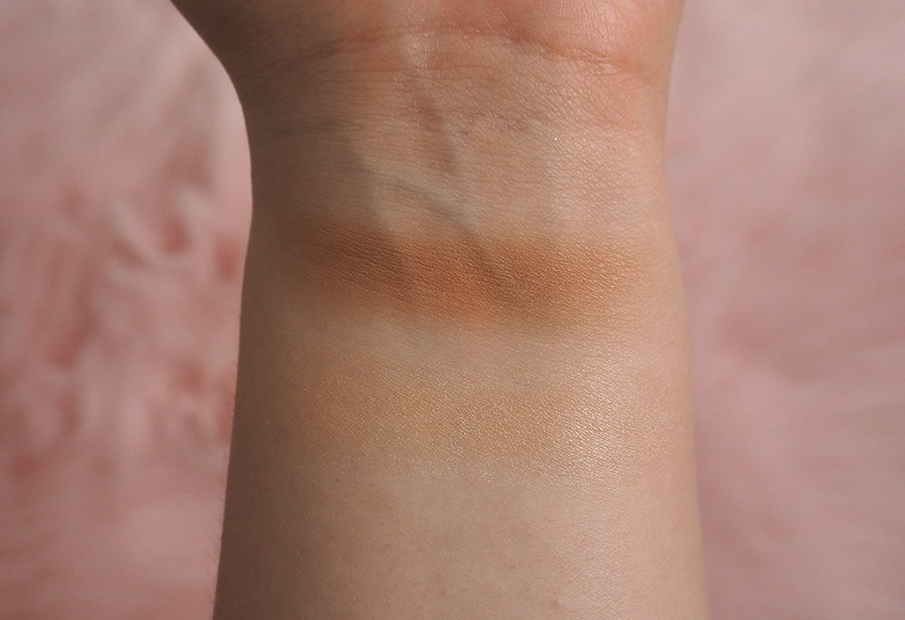 Charlotte Tilbury Filmstar Bronze & Glow Light to Medium swatches 