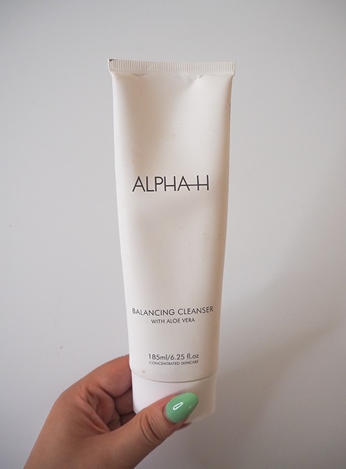 Alpha-H Balancing Cleanser with Aloe Vera image