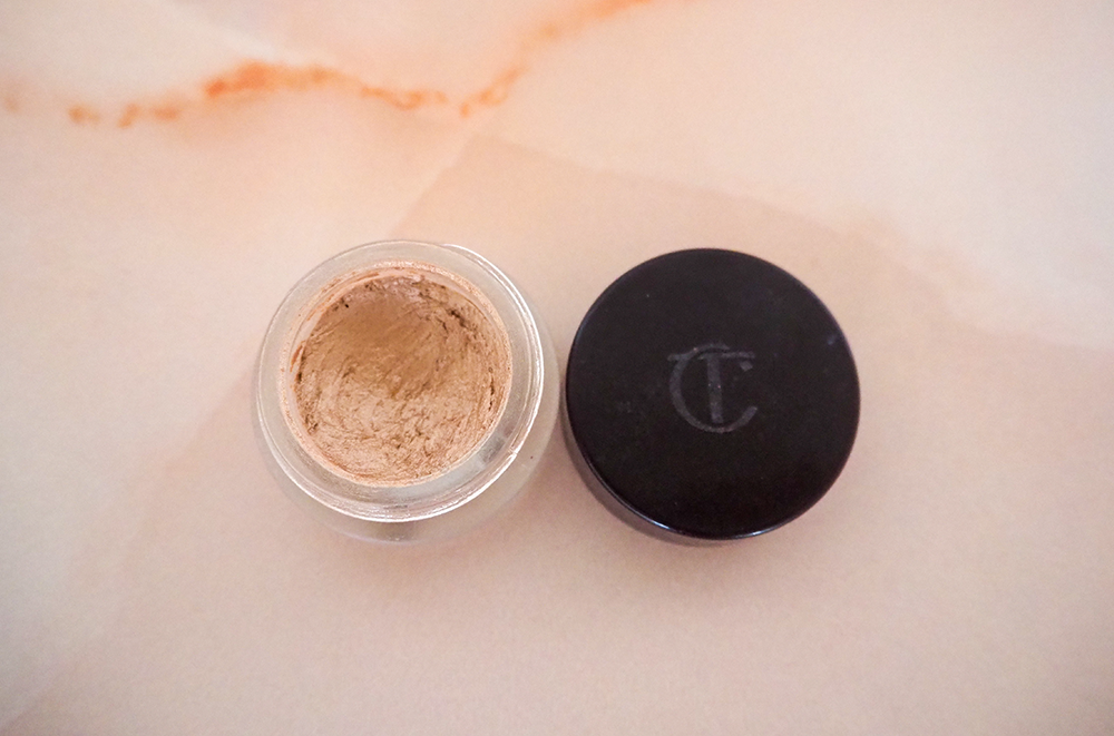 Charlotte Tilbury Eyes To Mesmerise in Champagne image