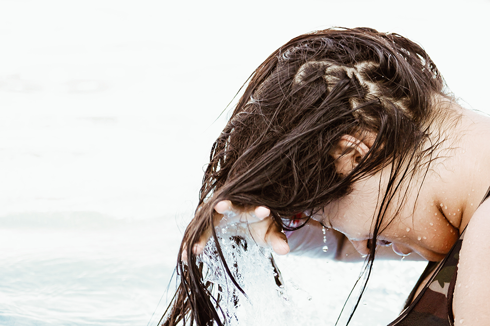 washing hair image