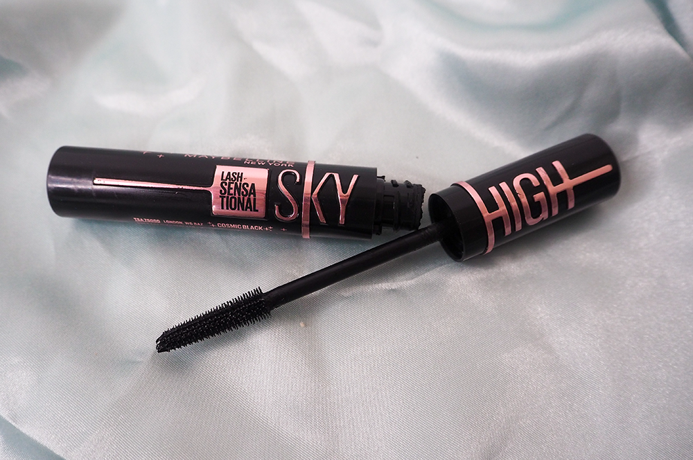 Maybelline Lash Sensational Sky High Volumising and Lengthening Mascara image